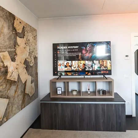Moderno Bilocale 64mq Con Parcheggio E Palestra Apartament Mediolan